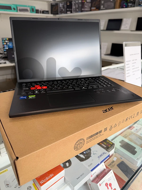 LAPTOP ACER NITRO NL16-71G I7 13620H RAM 24 GB DDR5 RTX 4050 LAPTOP ACER NITRO NL16-71G I7 13620H RAM 24 GB DDR5 RTX 4050