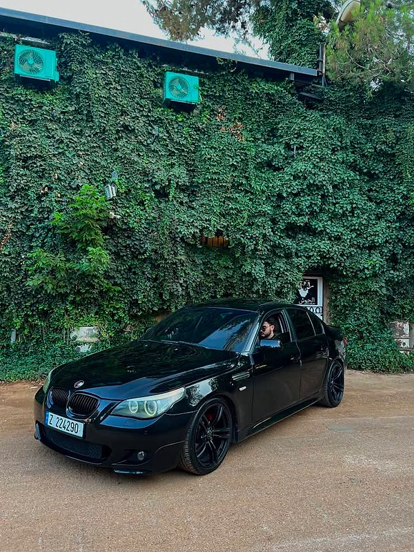 BMW E60 2005