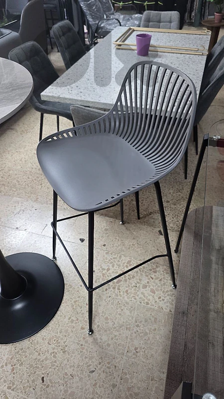 كرسي بار.    Bar chair