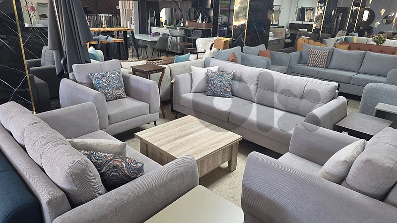 صالون ٧ مقاعد. Salon 7 seats extra