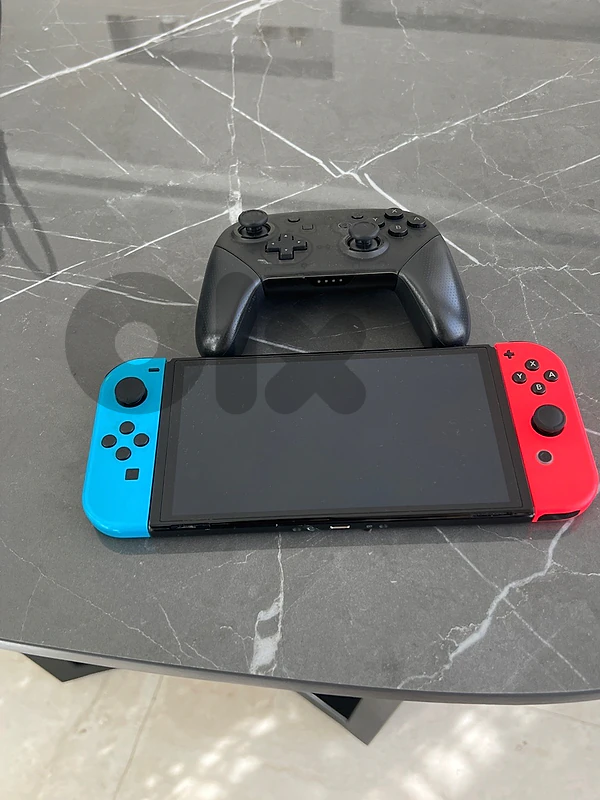 nintendo controler and swich nintendo controler and swich