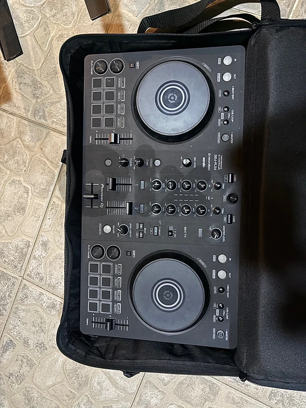 dj controller flx4