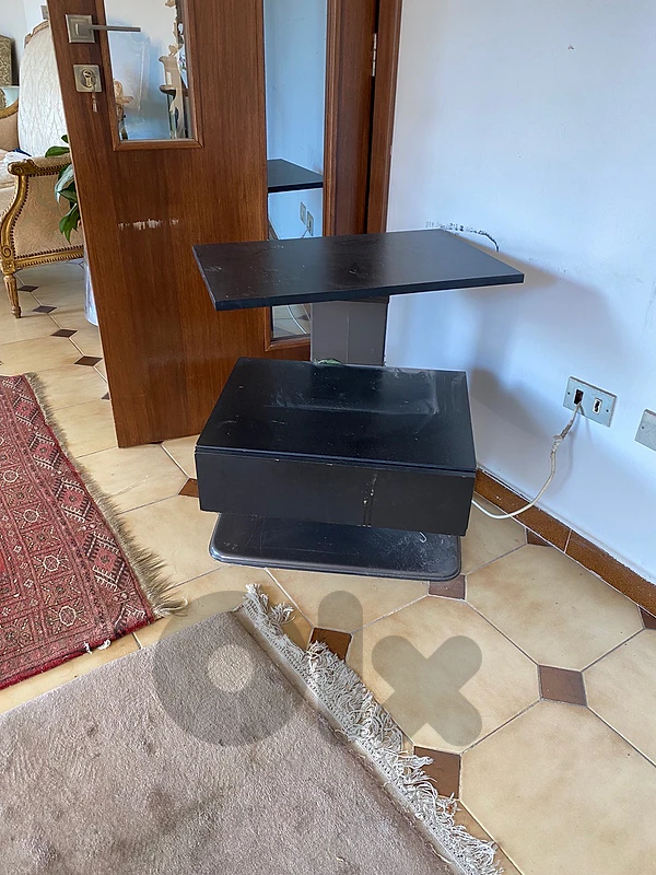 tv table