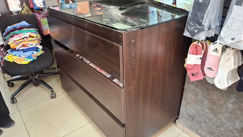 clothing table