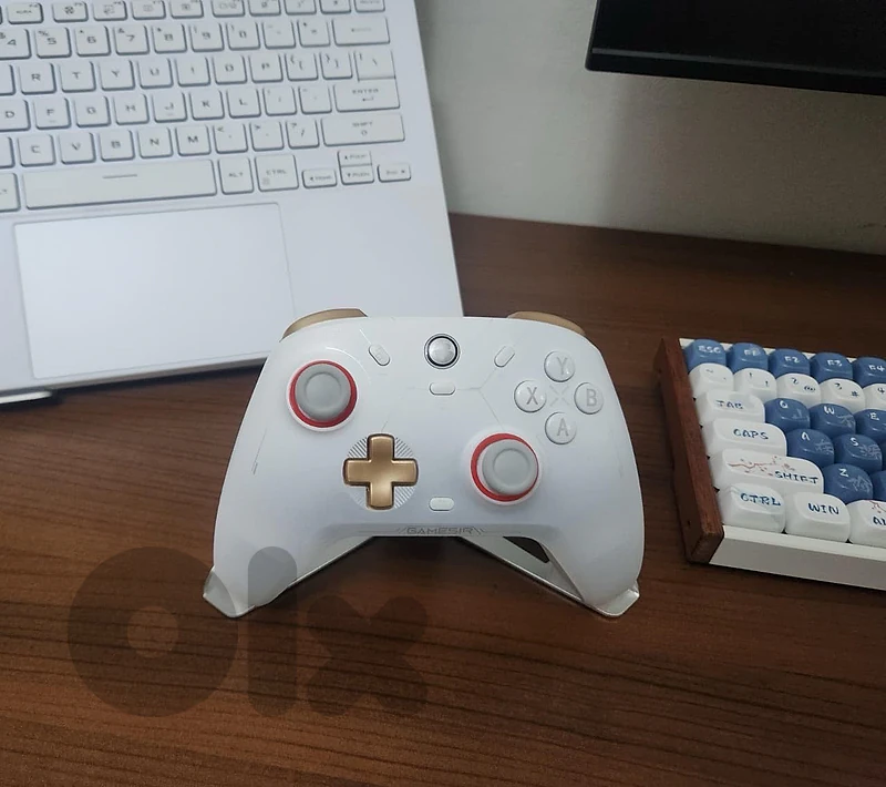 GameSir Cyclone 2 Controller - 3 Mode Connection - Open Box GameSir Cyclone 2 Controller - 3 Mode Connection - Open Box
