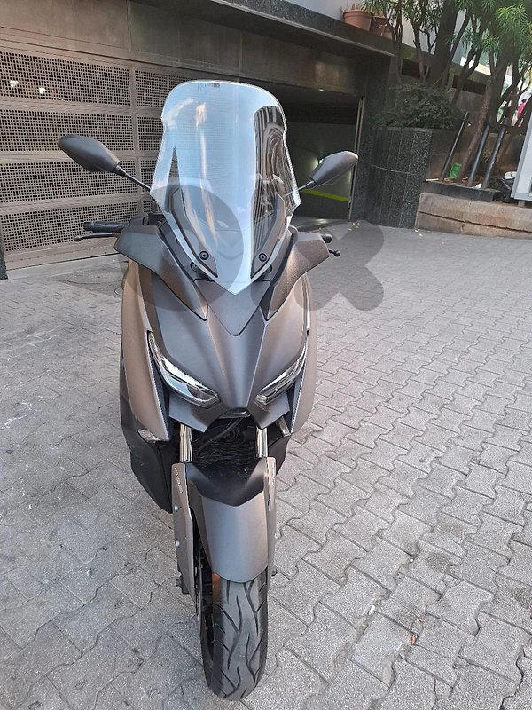 Yamaha Xmax 300