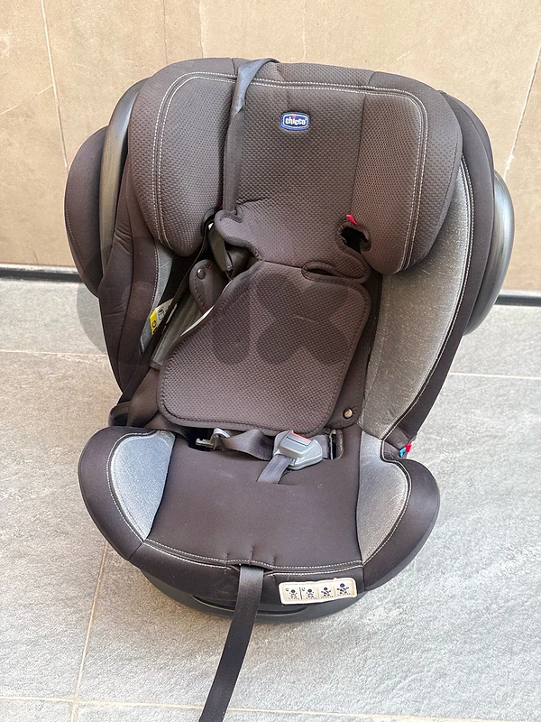 Chicco Seat4Fix Air 360° ISOFIX Car Seat for Sale