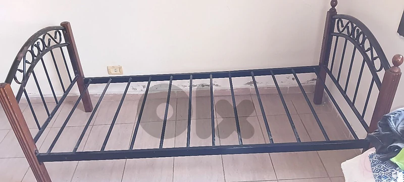 ferforge bed used