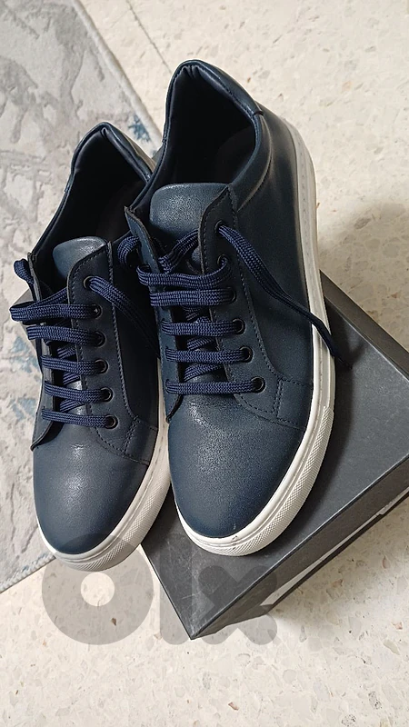 size 42  very very new