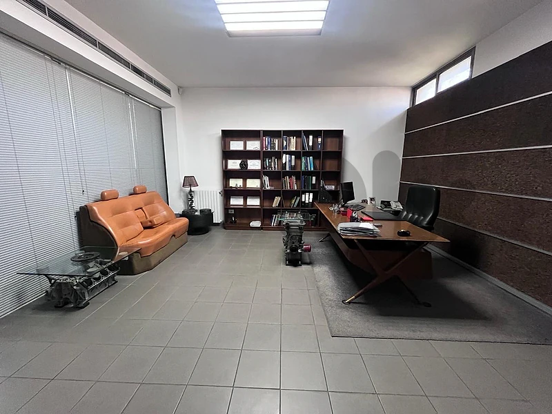 High end office with warehouse  (barely used)