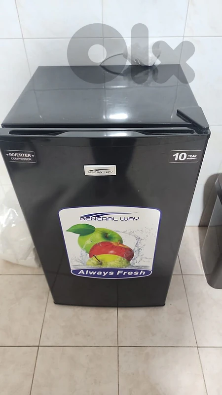 general Way mini fridge