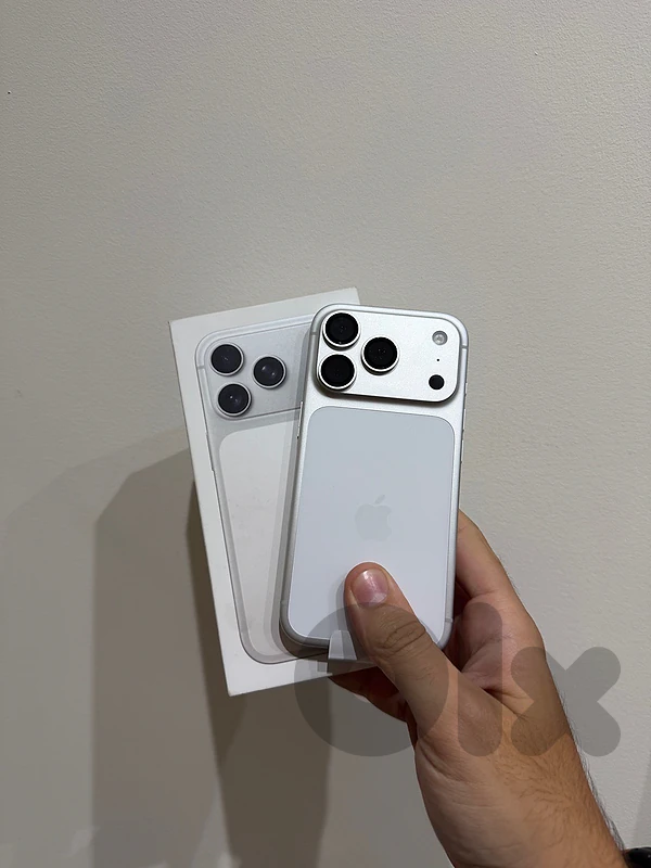 Iphone 17 pro 256gb silver