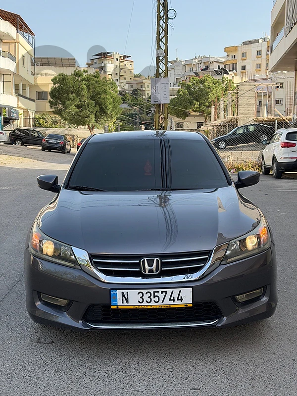 Honda Accord 2015 accord v4