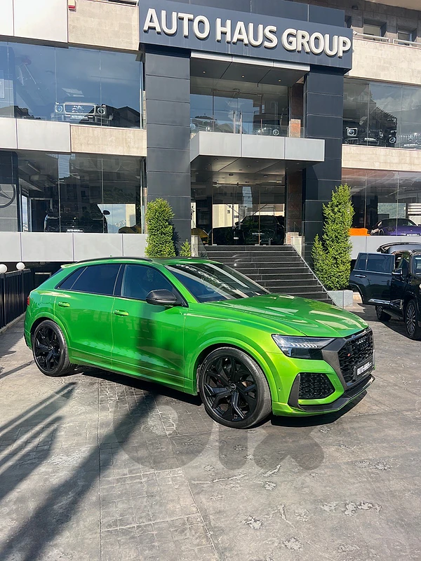 AUDI RSQ8 2023 - 29,000 KM - SHOWROOM CONDITION ( UNDER OFFER )