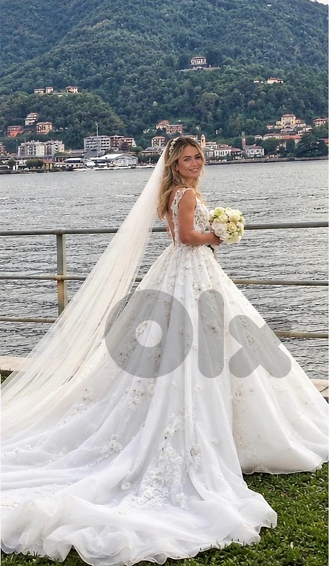 Luxury Ivory Floral Lace Wedding Gown dress