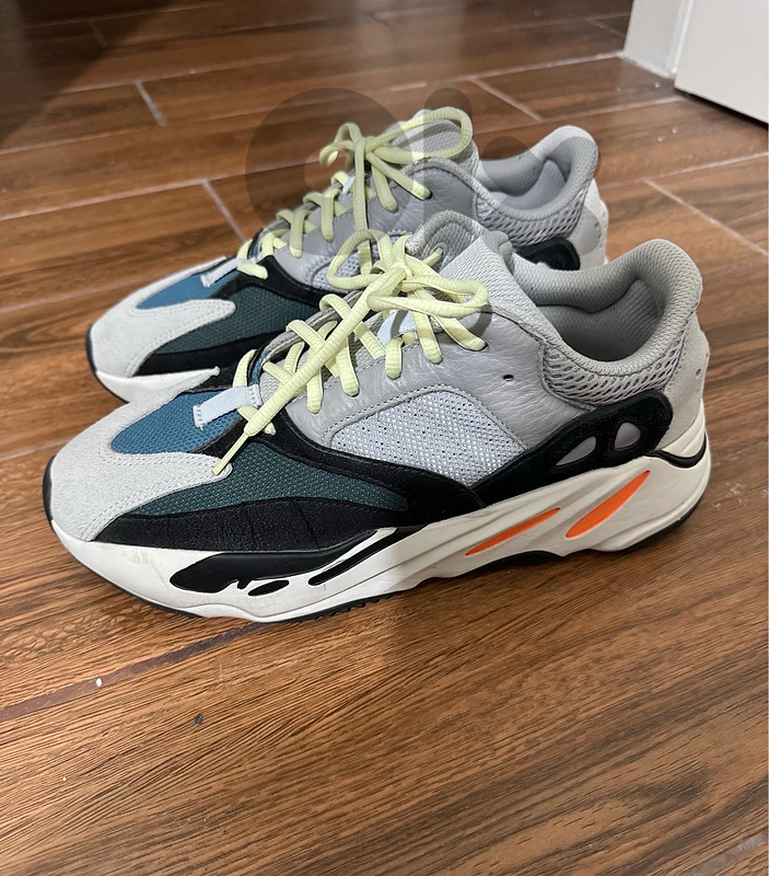 Adidas Yeezy 700 v1 Wave runner size 43.5