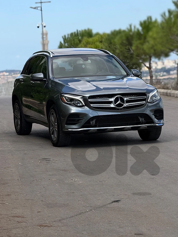 Mercedes-Benz GLC-Class 2018 GLC-300-MY 2018- Low Milage 49000 Miles