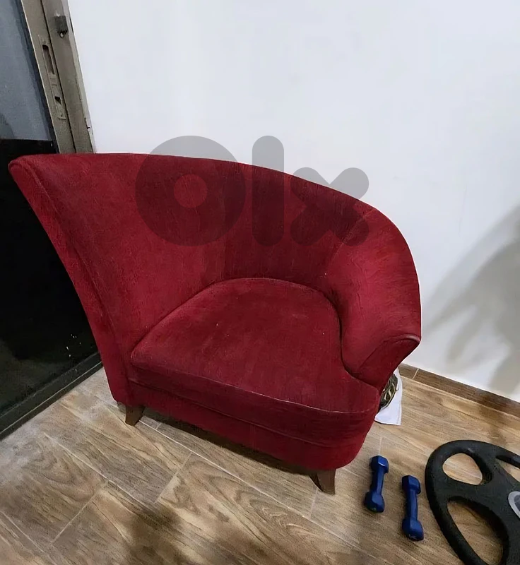 2 red sofa