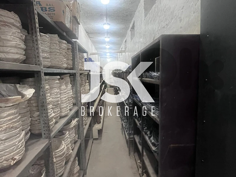 L22751 Warehouse For Sale in Achrafieh, Geitawi