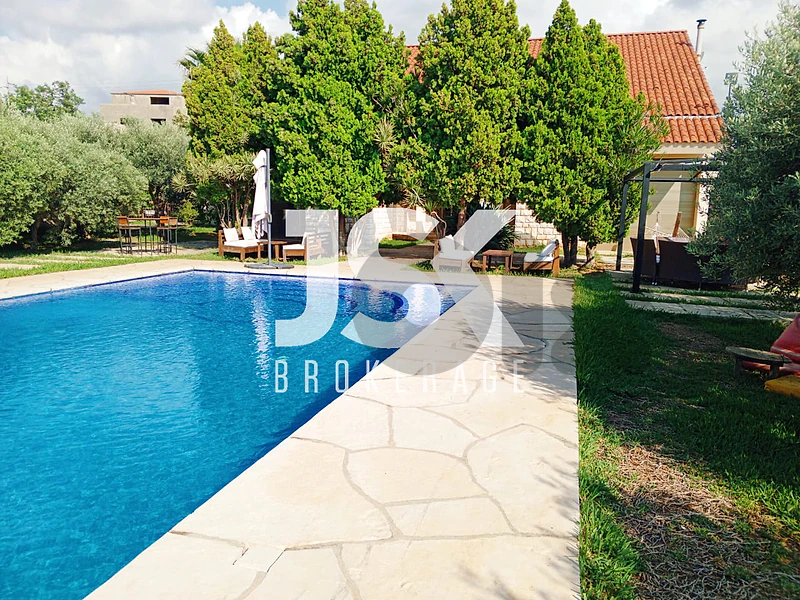 L22758 Villa With Spacious Garden & A Private Pool For Sale in Aamchit