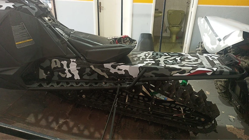 skidoo Arctic cat 8000 limited 2016 -162 snowmobile