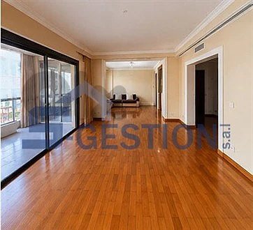 Luxurious apartment / Ramlet Elbayda / rent/شقة في رملة البيضا للايجار