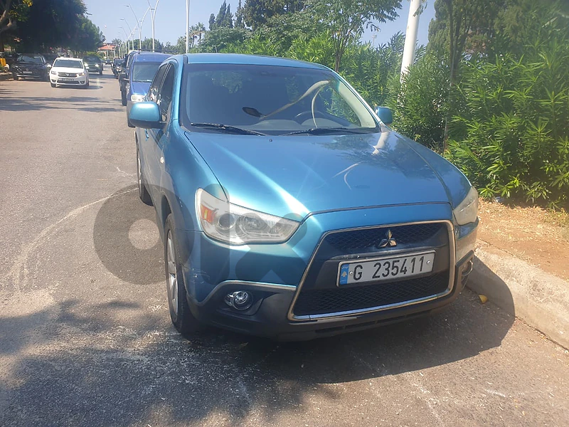 Mitsubishi Outlander Sport