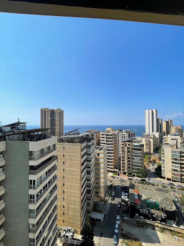 Apartment for Sale in Ain El Tineh شقة للبيع في عين التينة