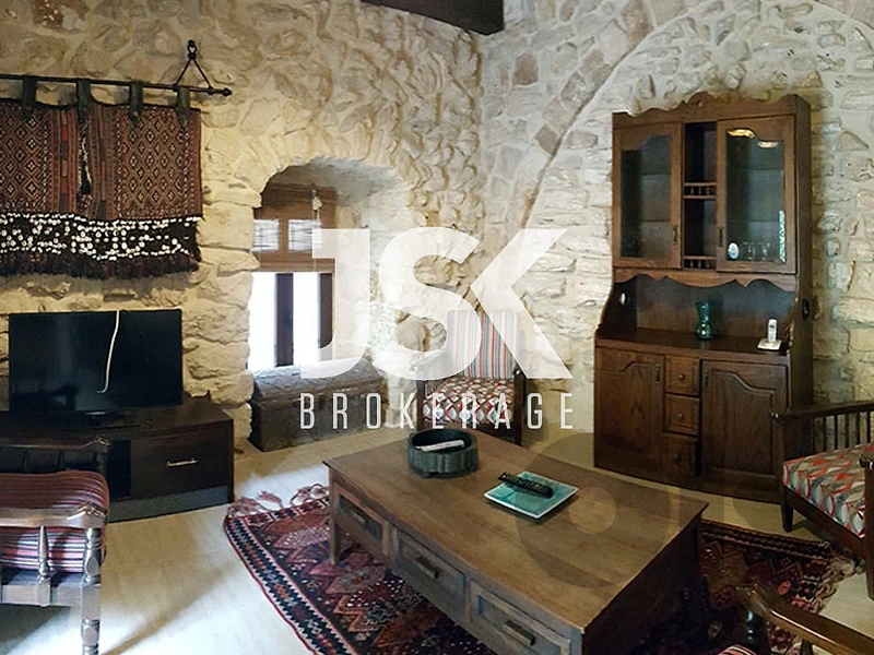 L04226 Apartment For Rent In The Old Town of Aamchit