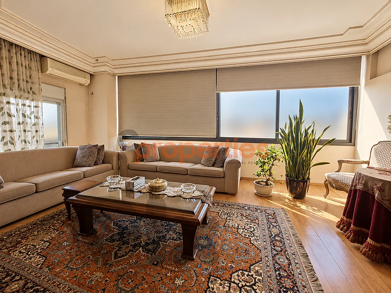 Apartment For Sale in Tallet El Khayat CPBHN86 – شقة للبيع