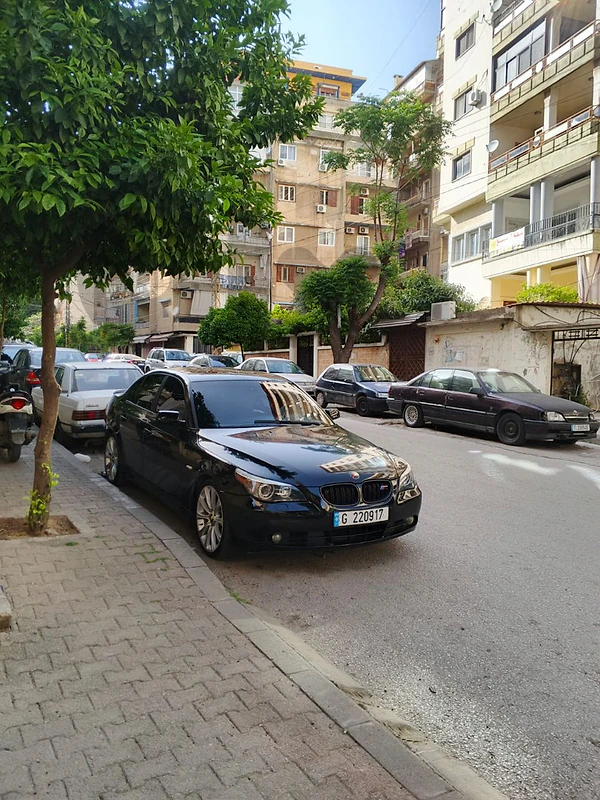 BMW M5 2004  E60