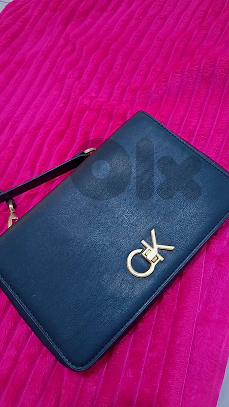 cross bag and hand bag