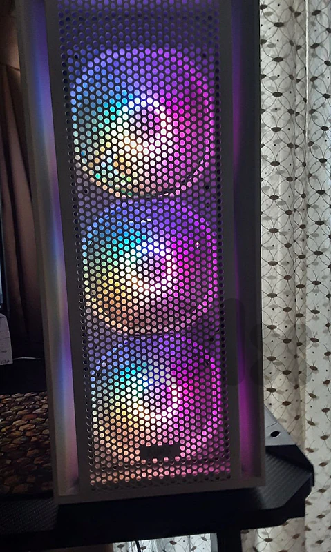 RGB Gamdias fans 4x