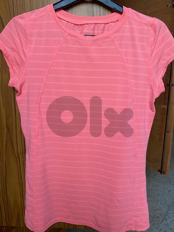 sports shirt