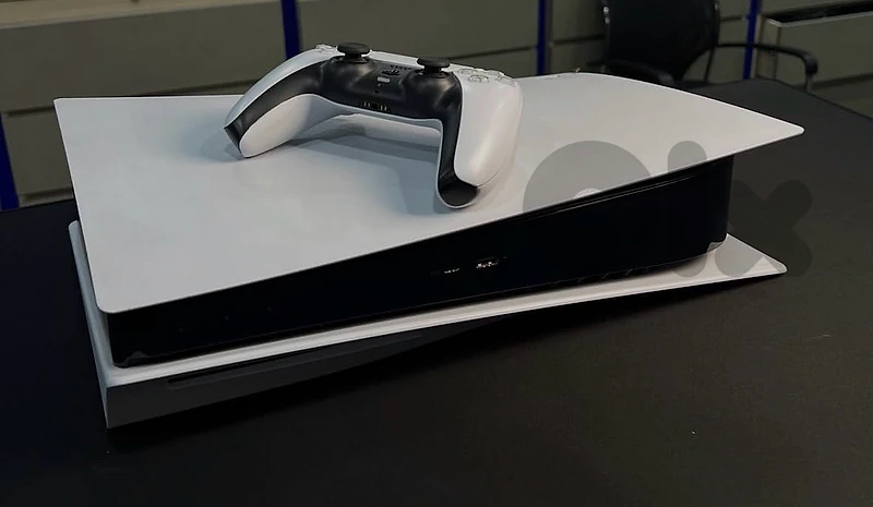 ps5 fat 1tb and accesories