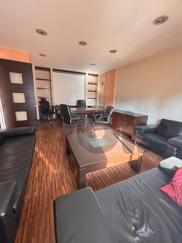 Office for Sale in Zalka