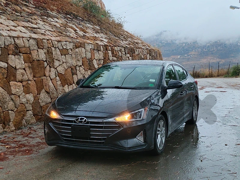 Hyundai Elantra 2020