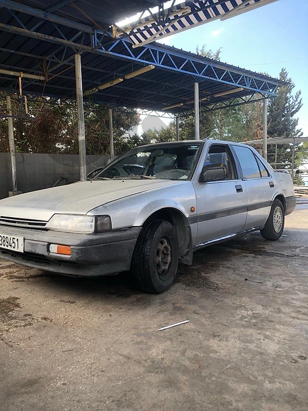 Honda Accord 1987 .