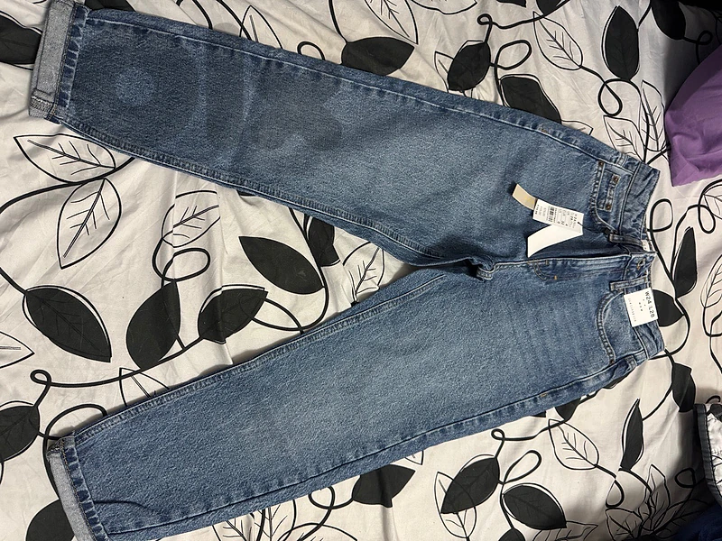 jeans