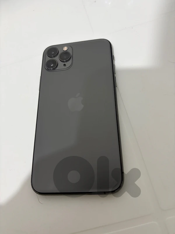 olx chat! with box super clean 11 pro 64gb never repaired