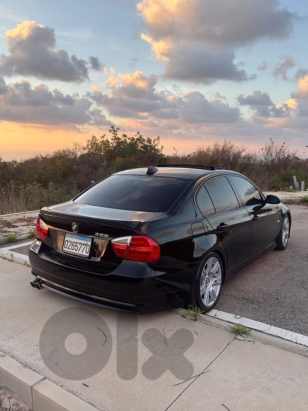 BMW e90  325 2006