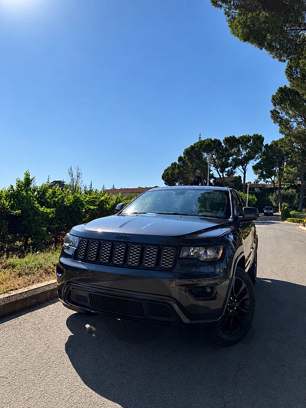 Jeep Grand Cherokee 2018 Altitude Jeep Grand Cherokee 2018 Altitude