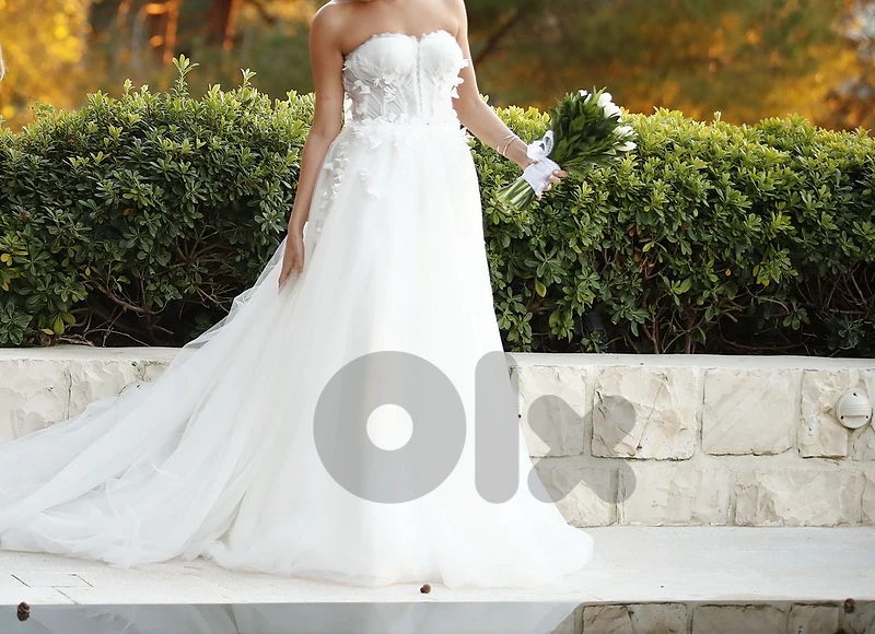 Wedding Gown- Size S/M