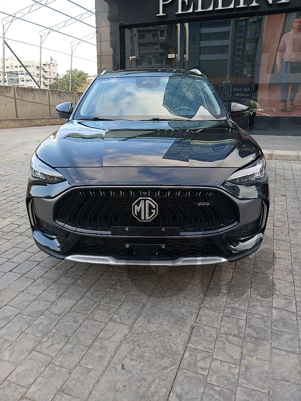 MG HS  TROPHY 2.0L 4WD MODEL 2024 COMPANY SOURCE UNDER WARRANTY