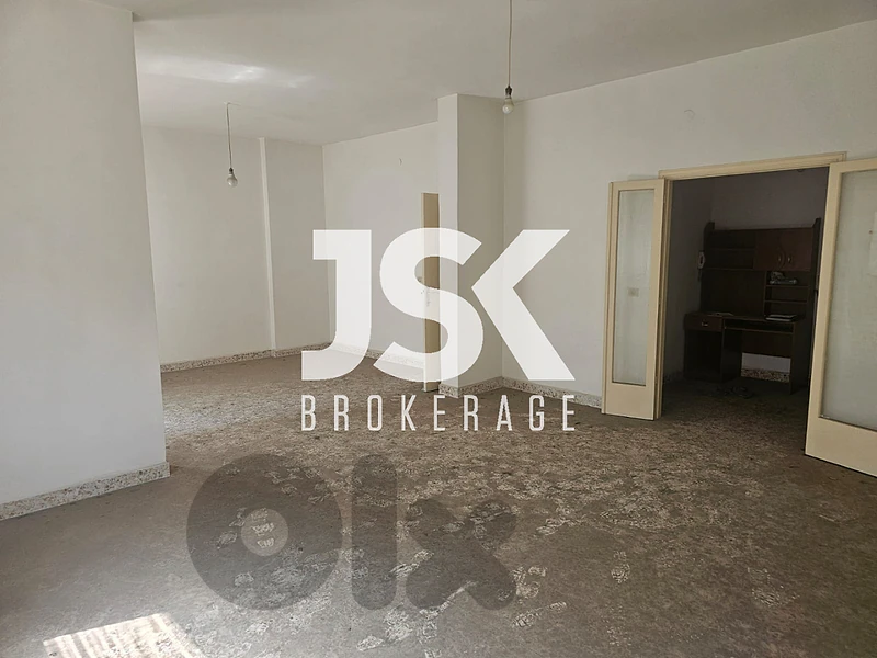 L22780 Prime Location Apartment For Sale in Zalka