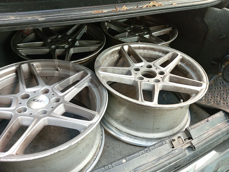4 Schneizer 18″ + 4 flincher original