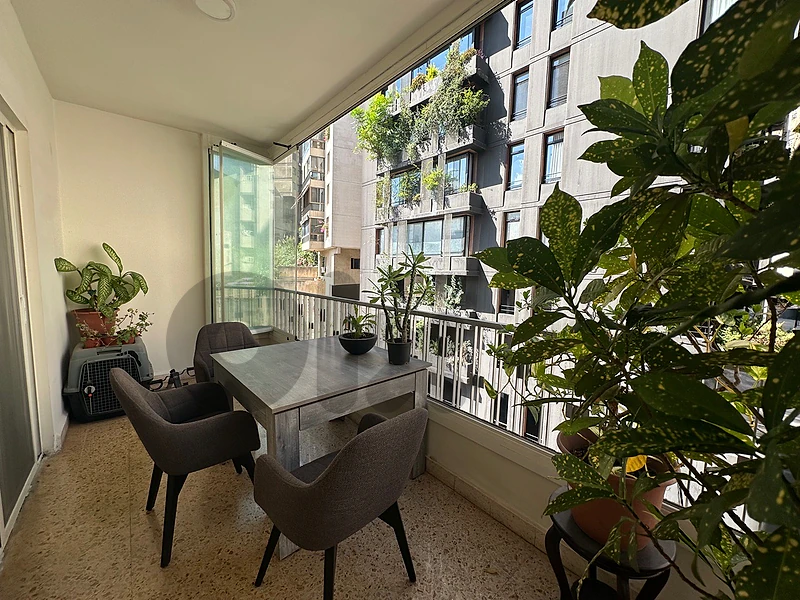 135m 3Bedroom+ Parking Achrafieh Siofi Mathaf Beirut 135m 3Bedroom+ Parking Achrafieh Siofi Mathaf Beirut