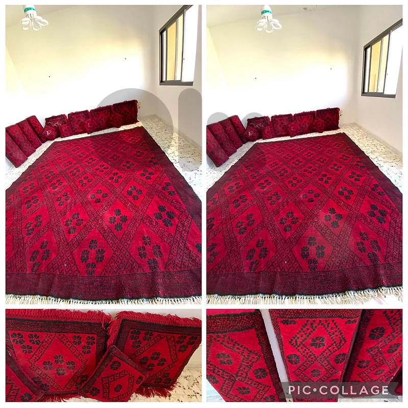 سجادة شرقية مع تكايات و مساند و دواشك