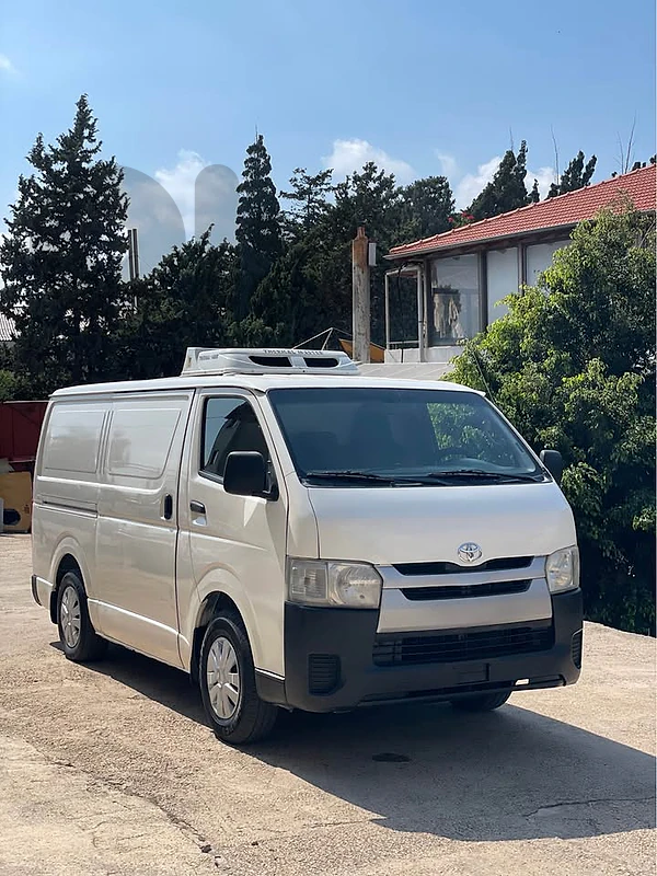 Toyota Hiace 2014