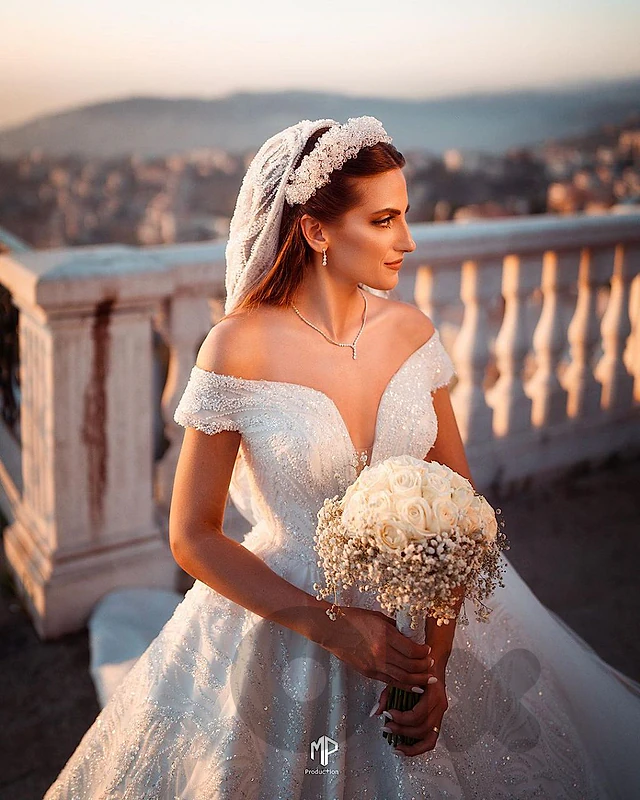 wedding dress